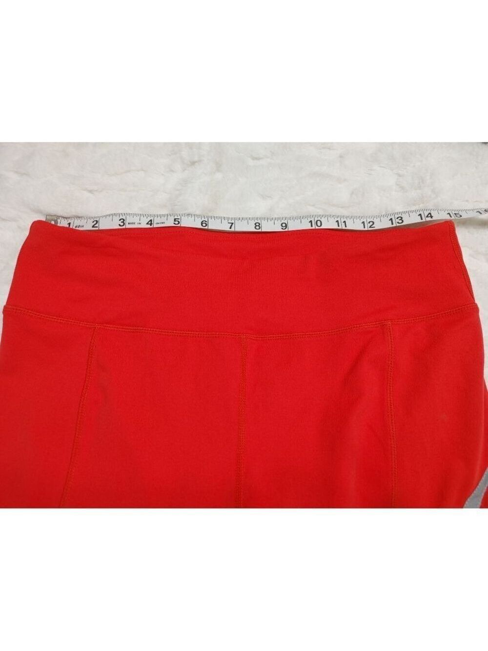 Women's Fabletics Cherry Red Capri Zip Leggings L with Night Reflective Stripes - Picture 3 of 7